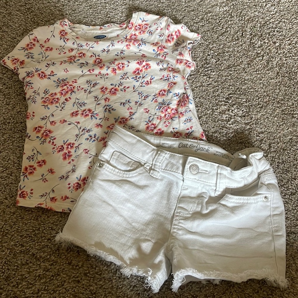 Cute girls summer outfit 5t old navy shirt and 5t cat and jack shorts